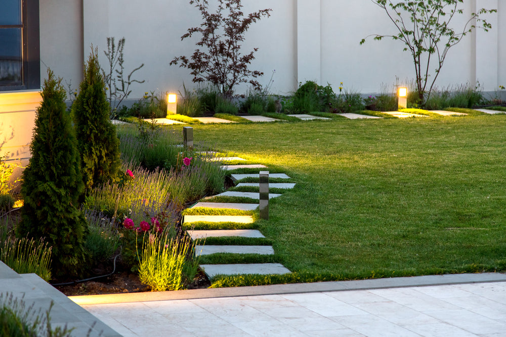 How To Set The Mood In Your Outdoor Space With Ambiant Lighting