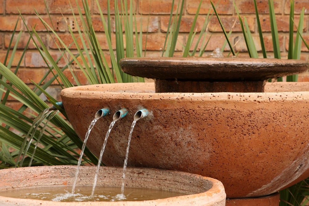 How to Incorporate Water Features into Your Garden Furniture